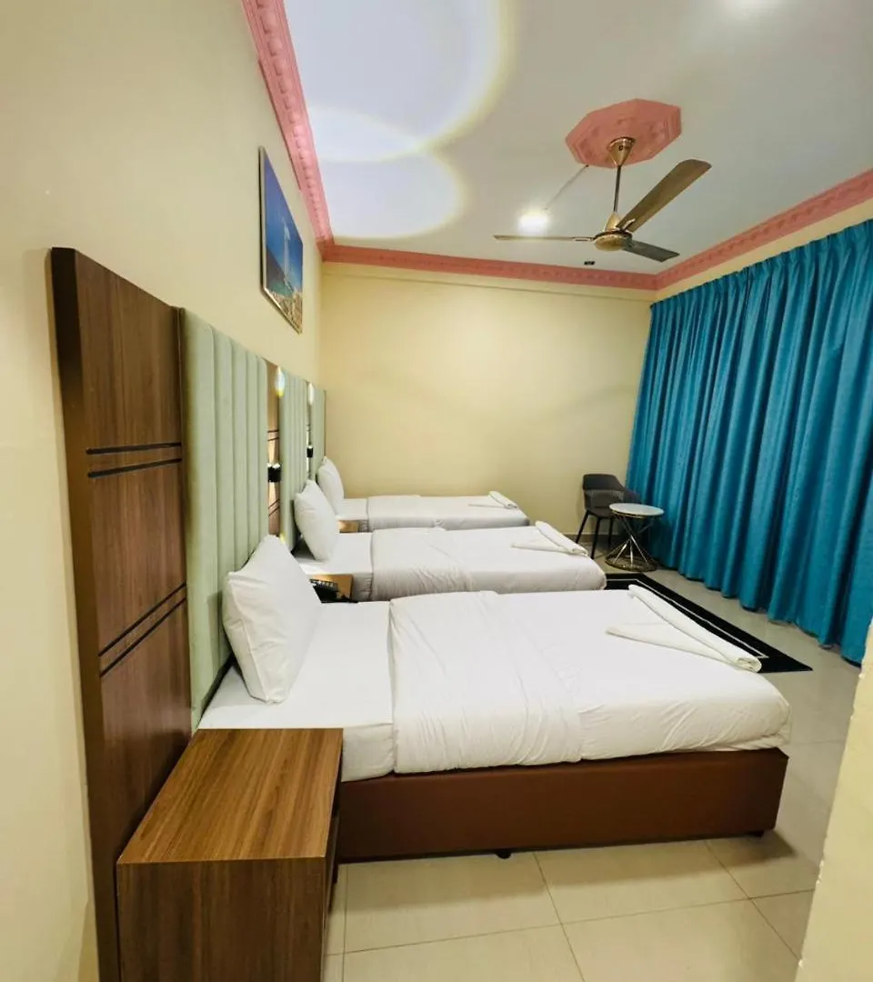 Three Dot Hotel Dubai