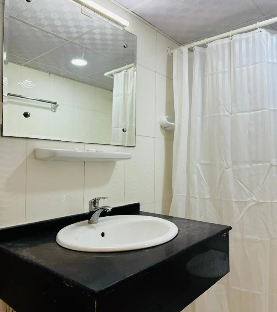Three Dot Hotel Dubai
